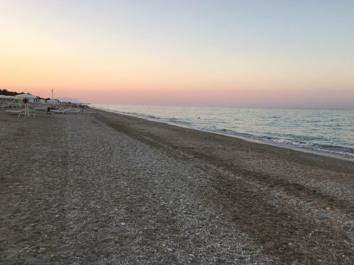 شقة Residenza Domo Porto SantʼElpidio المظهر الخارجي الصورة